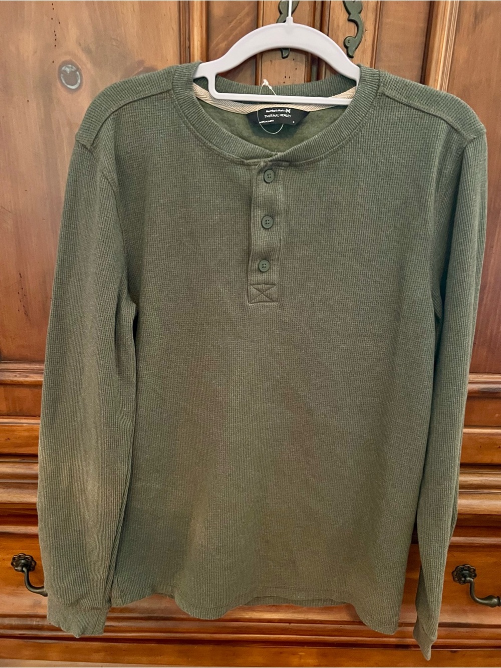 Men's Olive Green Henley Thermal Long-Sleeve Shirt